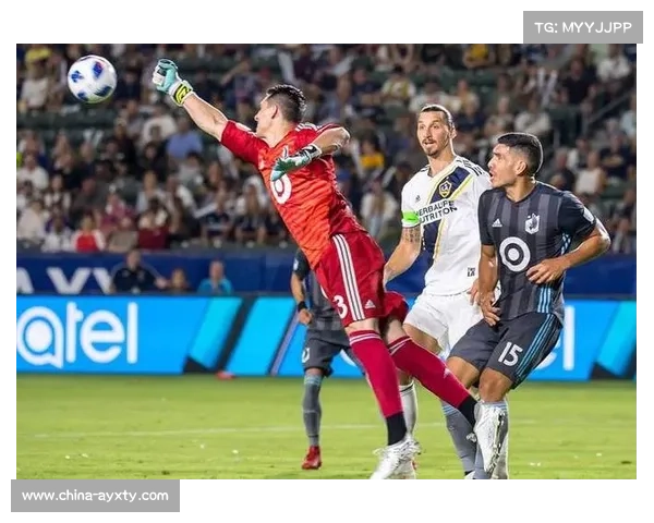 美职联1-4决赛，温哥华白浪对阵洛杉矶FC